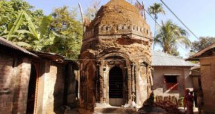 নিশ্চিহ্ন হয়ে যাচ্ছে ৫০০ বছরের ঐতিহ্যবাহী শিব মন্দির