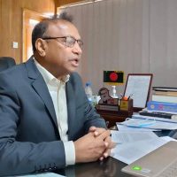 মশার কোনো বর্ডার নেই, সবাইকে সচেতন থাকতে হবে: মন্ত্রী