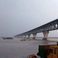 পদ্মা সেতুর পিলারে ধাক্কা: বিকল্প রুট ব‍্যবহারের অনুরোধ
