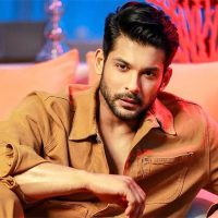 হৃদরোগে মারা গেলেন ‘বিগ বস’ জয়ী সিদ্ধার্থ শুক্লা