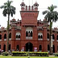 ঢাবিতে সশরীরে ক্লাস মঙ্গলবার 