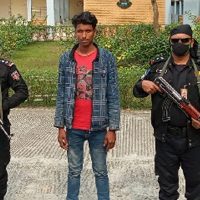 স্ত্রীর হাত-পা বেঁধে শ্বশুরকে ফোন, টাকা না পেয়ে হত্যা! 