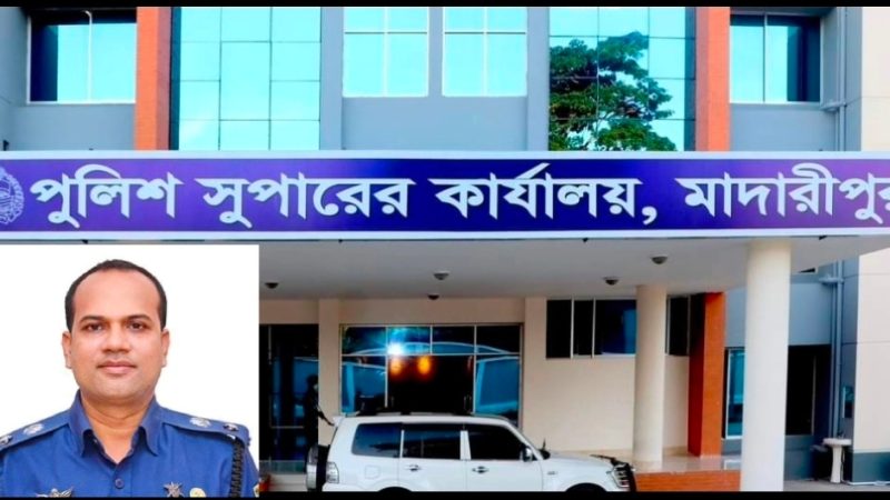 পুলিশ সুপারের রুমের দরজা সর্বসাধারণের জন্য উন্মুক্ত হওয়ায় সচেতন মহলের কাছে প্রশংসিত