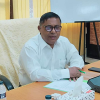 সকালের ট্রেন বিকেলে ‘ট্রেনে এখন আর সেই দিন নেই
