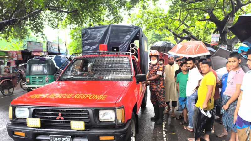 সিরাজগঞ্জের শাহজাদপুরে ট্রাক-অটোরিকশার মুখোমুখি সংঘর্ষে নিহত ১ আহত ৩