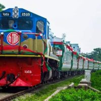 দুর্নীতি নিয়ন্ত্রণে ব্যার্থতায় ধারাবাহিক লোকসানে রেলখাত