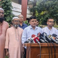 বেরোবিতে লেজুড়বৃত্তিক ছাত্ররাজনীতি নিষিদ্ধ : ৭২ ছাত্রলীগ কর্মীর নামে মামলা 