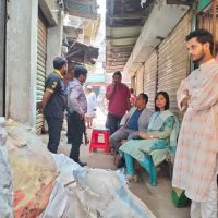 মধুপুরে পলিথিন মজুদ রাখার অপরাধে ১লক্ষ টাকা জরিমানা