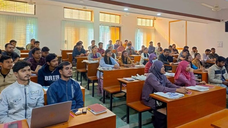 বেরোবির সাংবাদিকতা বিভাগে ফ্যাক্ট-চেকিং বিষয়ক কর্মশালা অনুষ্ঠিত