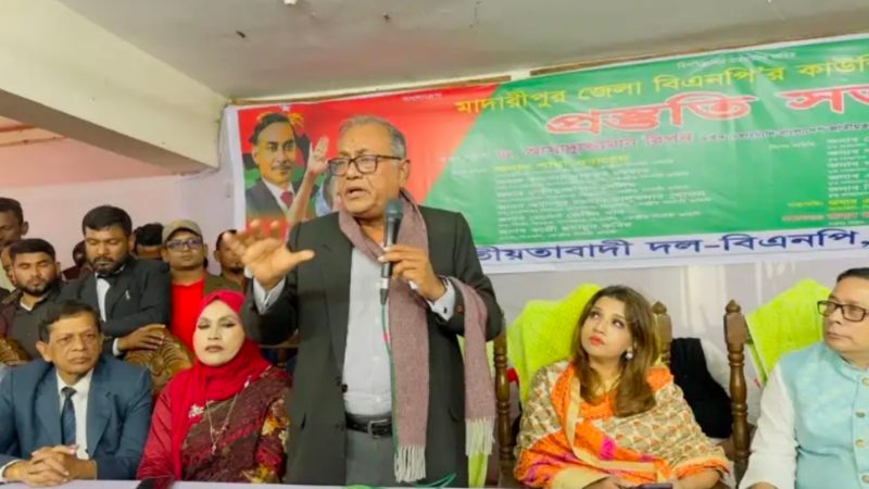 অন্তবর্তী সরকারও পতিত হাসিনা সরকারের পদাঙ্গ অনুসরণ করছে: ড.আসাদুজ্জামান