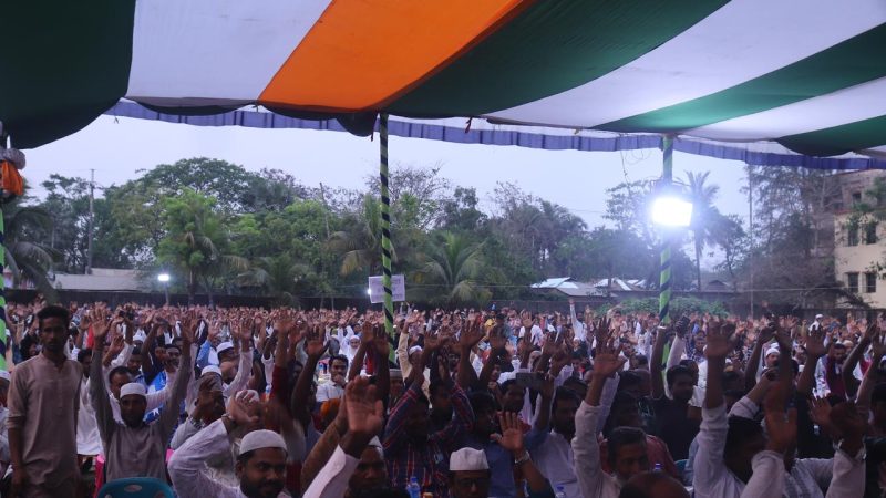 সন্দ্বীপে সাবেক কেন্দ্রীয় ছাত্রদল নেতার উদ্যোগে  ইফতার মাহফিল অনুষ্ঠিত