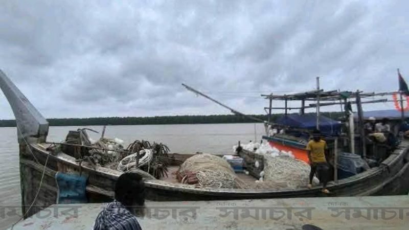 রাঙ্গাবালীতে ট্রলার থেকে পড়ে জেলে নিখোঁজ