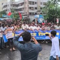 সারাদেশে বিশৃঙ্খলা, মাদারীপুরে ছাত্রদলের বিক্ষোভে উত্তাল রাজপথ