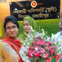 ইউএনও পারভীন খানম এর বদলির খবরে অশ্রুসিক্ত শিবচরবাসী