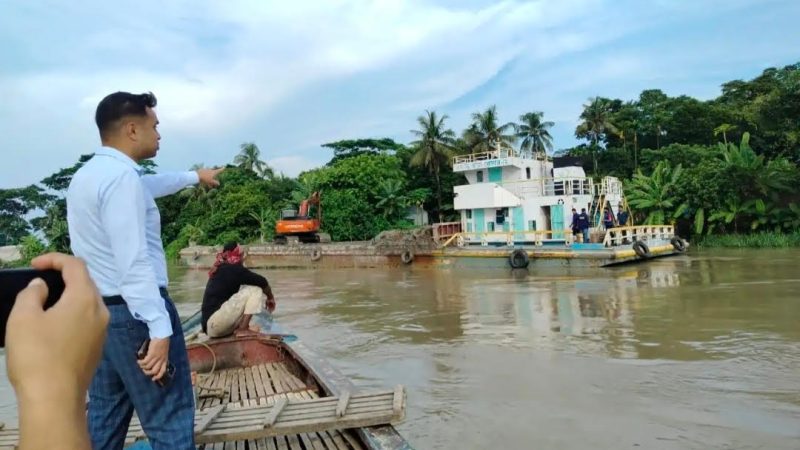 মাদারীপুরের কালকিনিতে সেই জাহাজ চালককে ৩ লাখ টাকা অর্থদণ্ড