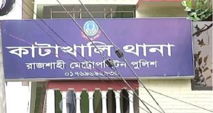 রাজশাহীতে বিএনপি নেত্রীকে স্যান্ডেল পেটা করলেন জামায়াত নেতা