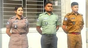 আজ থেকে নতুন পোশাকে পুলিশ