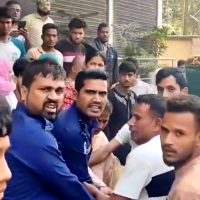 পুলিশের হাত কামড়ে পালালো আসামি, হামলায় আহত পুলিশ ৩