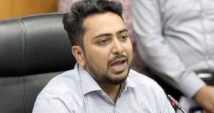 ছদ্মবেশে থাকা আ. লীগের বিরুদ্ধে কঠোর ব্যবস্থা জরুরি: নাহিদ