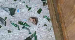 রূপগঞ্জে ফেসবুক পোস্টে কমেন্ট করাকে কেন্দ্র করে দুই পক্ষের সংঘর্ষ, গোলাগুলি ও লুটপাট গুলিবিদ্ধ-১ !  আহত-৫