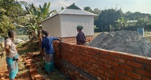শ্রীপুর আদালতের নিষেধাজ্ঞা অমান্য করে জামায়াত নেতার নেতৃত্বে প্রবাসীর জমি জবরদখল